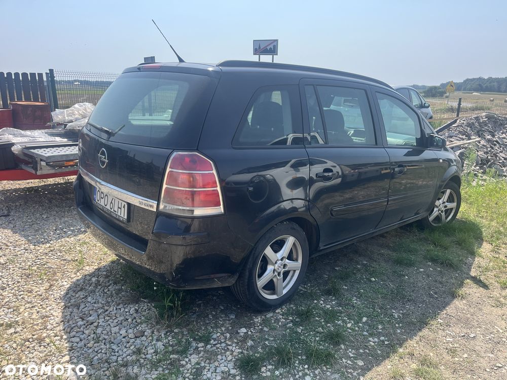 Opel Zafira - 3