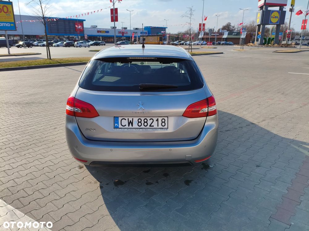 Peugeot 308 1.2 PureTech Allure S&S - 3