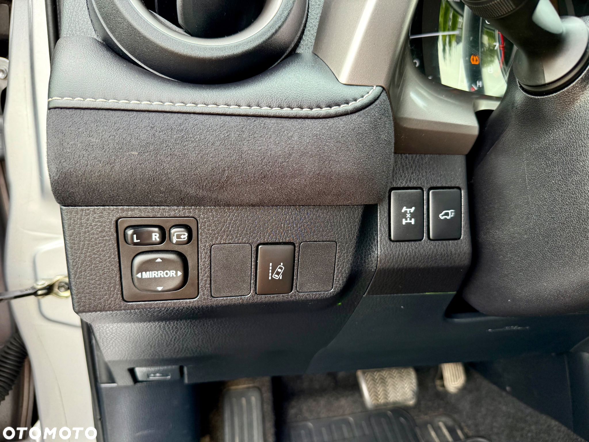 Toyota RAV4 2.0 4x4 Multidrive S Executive - 23