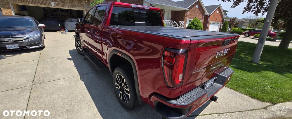 GMC Sierra - 4