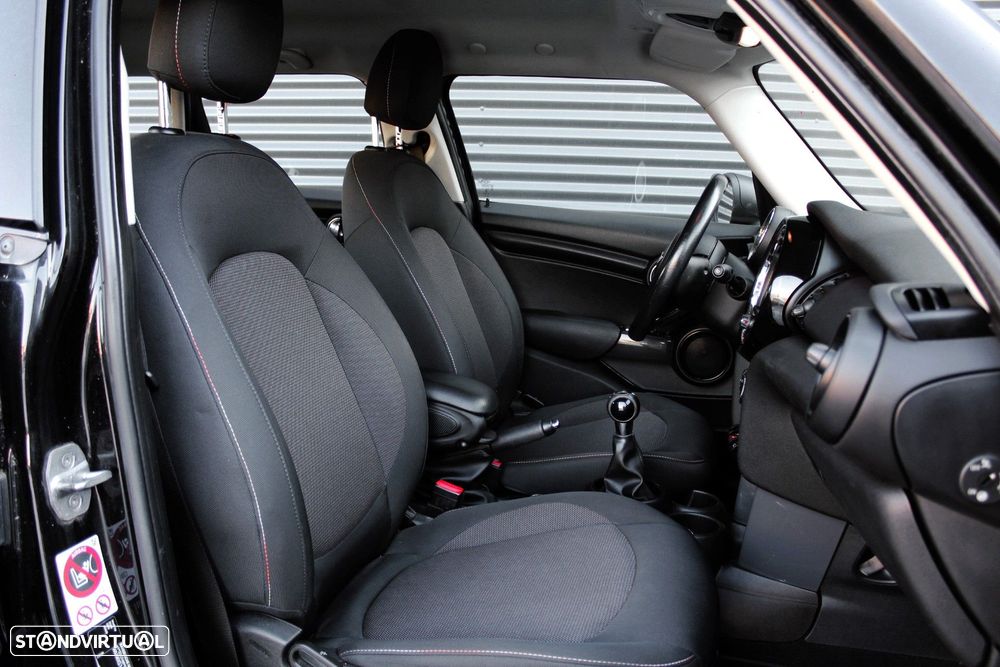 MINI 5 Portas One - 11