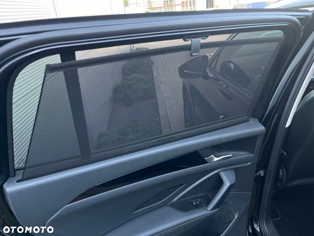Volkswagen Tayron 1.5 TSI eHybrid PHEV 150kW Elegance DSG - 14