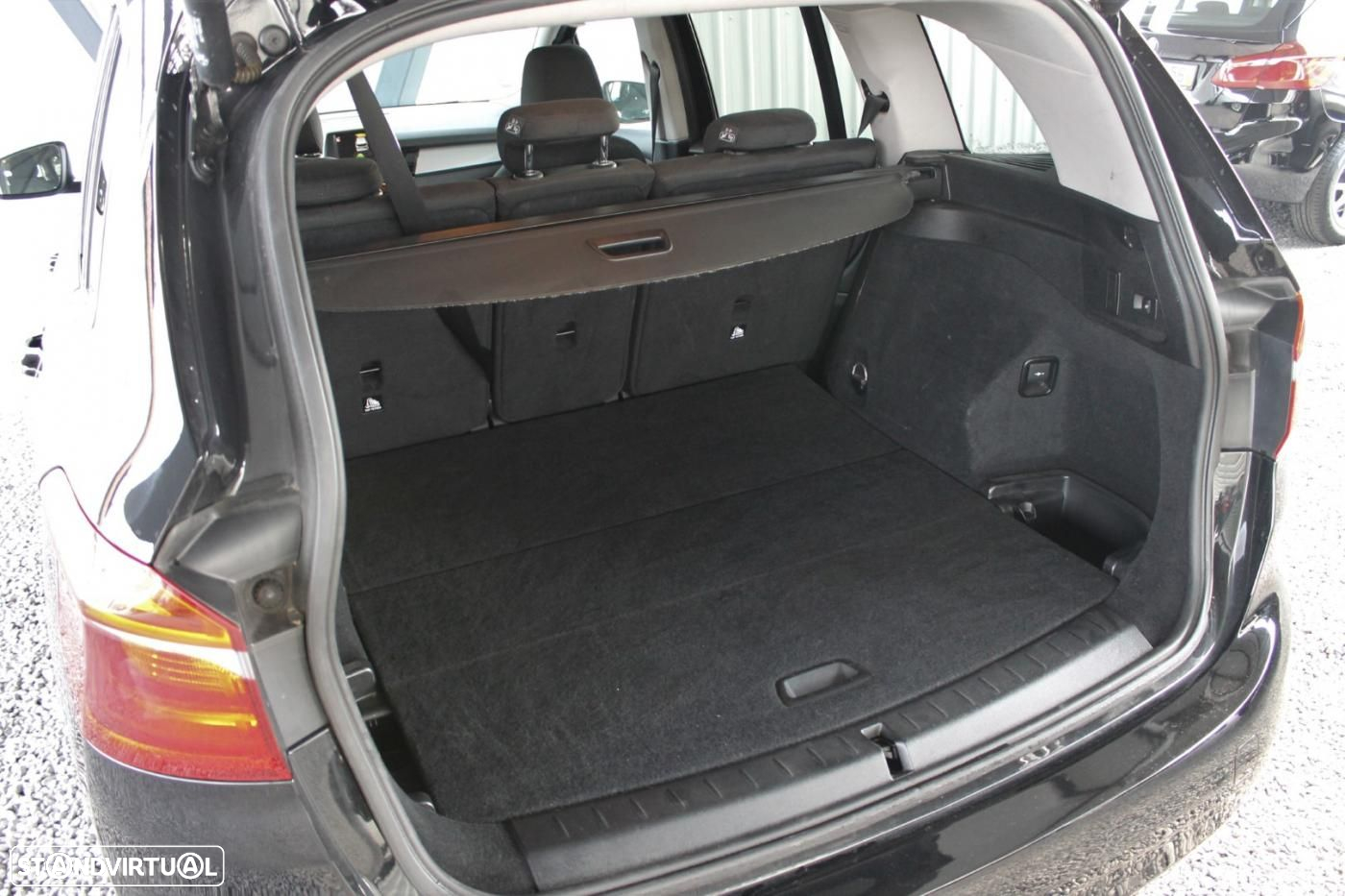 BMW 216 Gran Tourer d Advantage Auto - 40