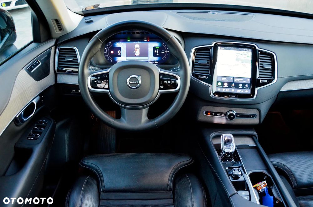 Volvo XC 90 T8 AWD Plus Dark - 27
