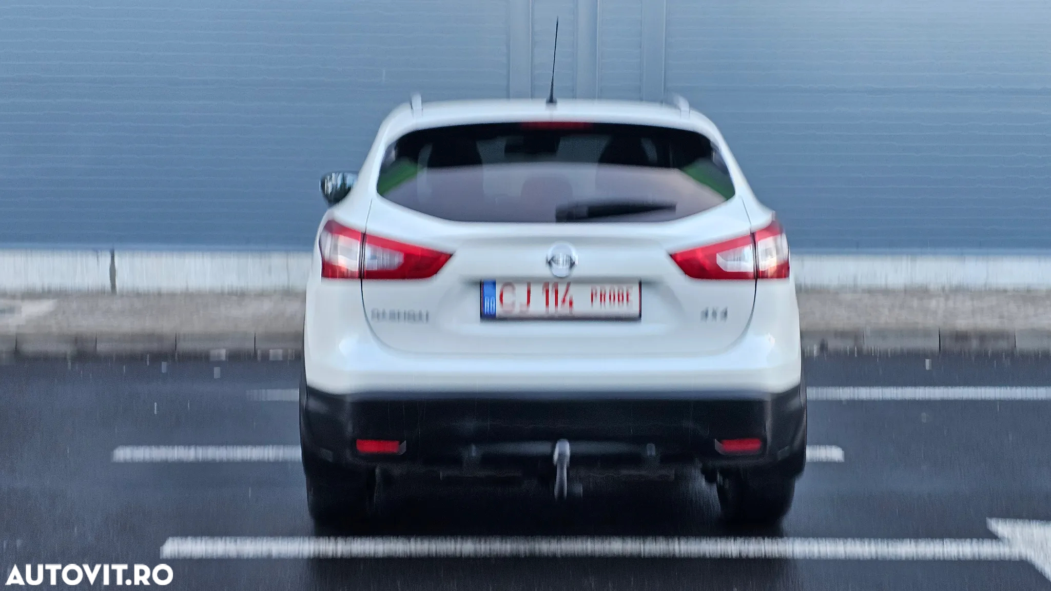 Nissan Qashqai 1.6 DCI 4 x 4 DPF Start/Stop tekna - 24