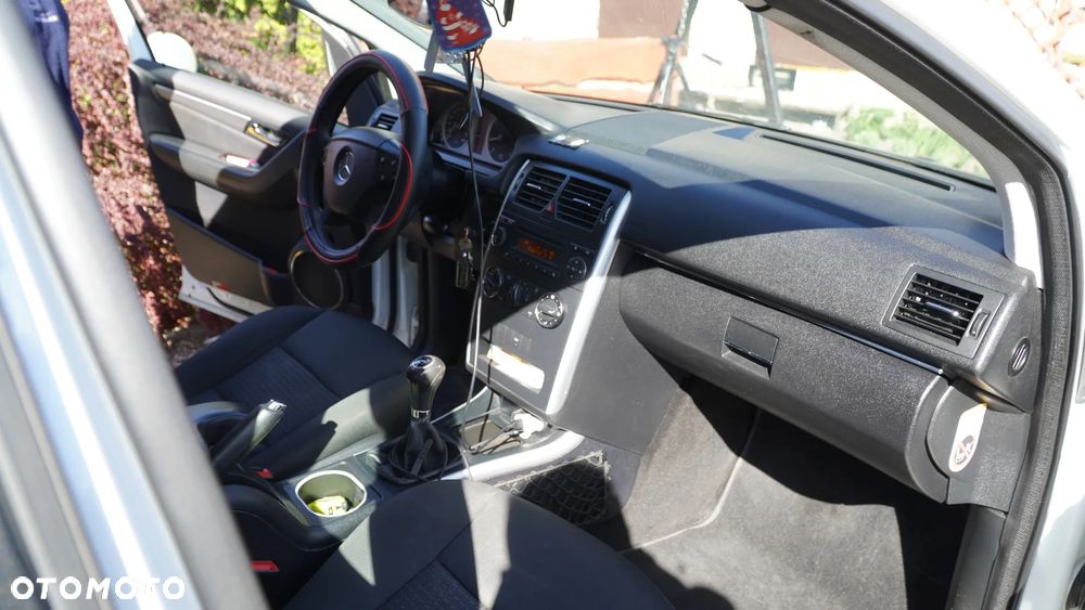 Mercedes-Benz Klasa B 160 BlueEFFICIENCY EU5 - 13