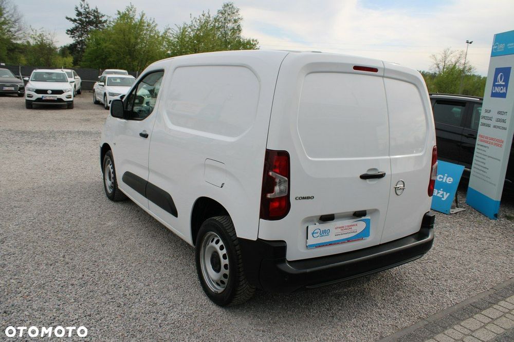 Opel Combo - 8
