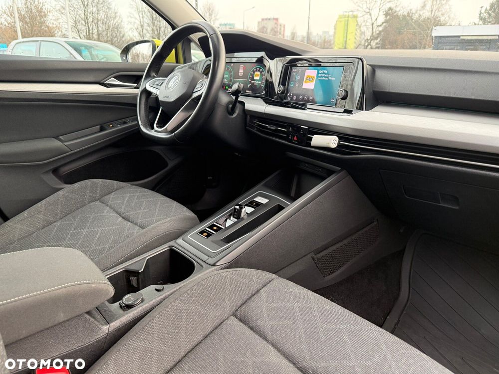 Volkswagen Golf - 21