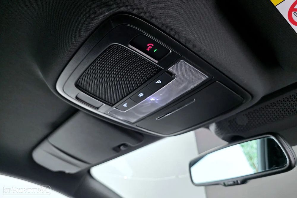 MG MG4 64 kWh Luxury - 19