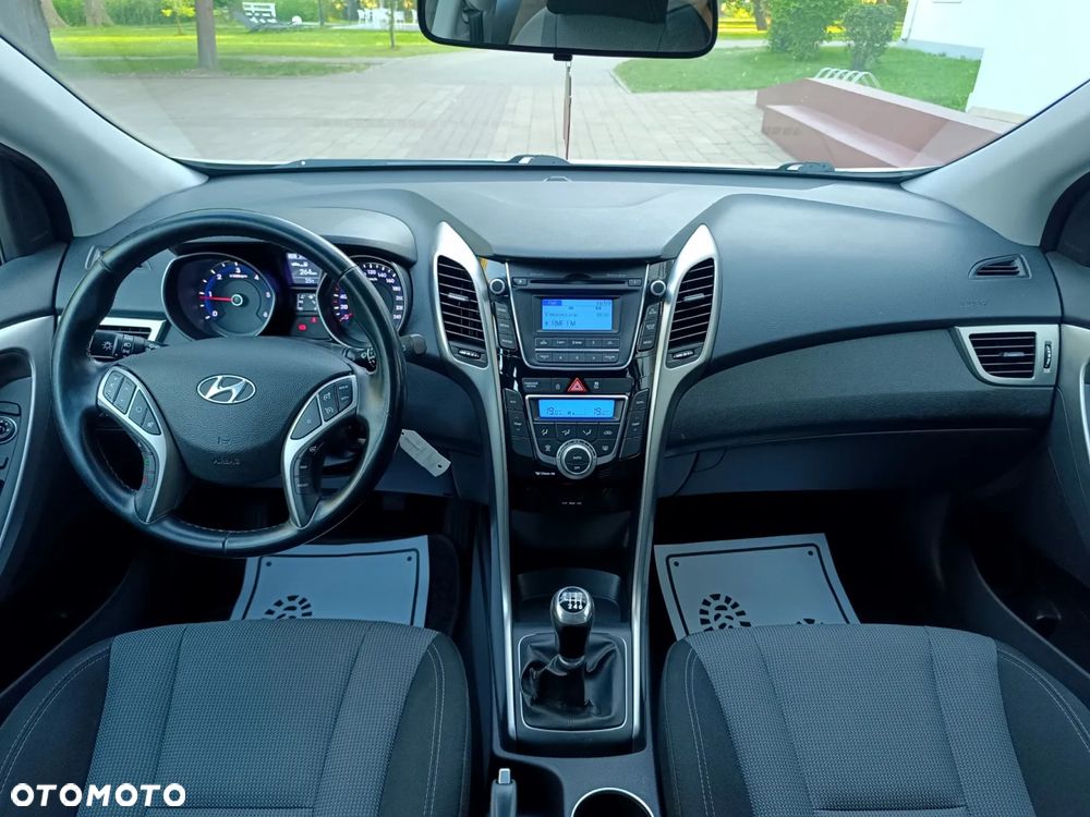 Hyundai i30 i30cw 1.4 CRDi Trend - 28