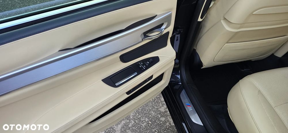 BMW Seria 7 730d Edition Exclusive - 21
