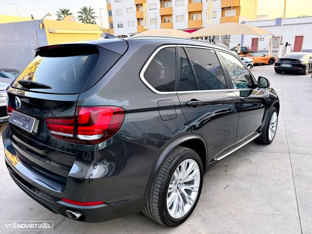 BMW X5 25 d sDrive Comfort 7L - 3