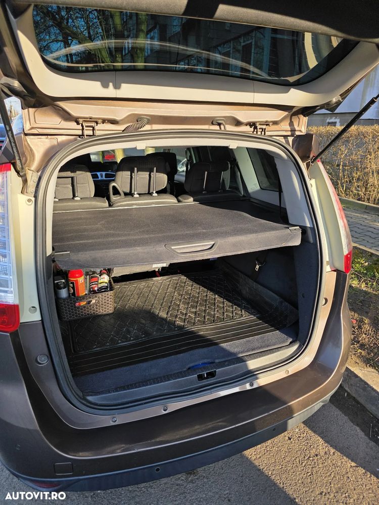 Renault Grand Scenic - 7