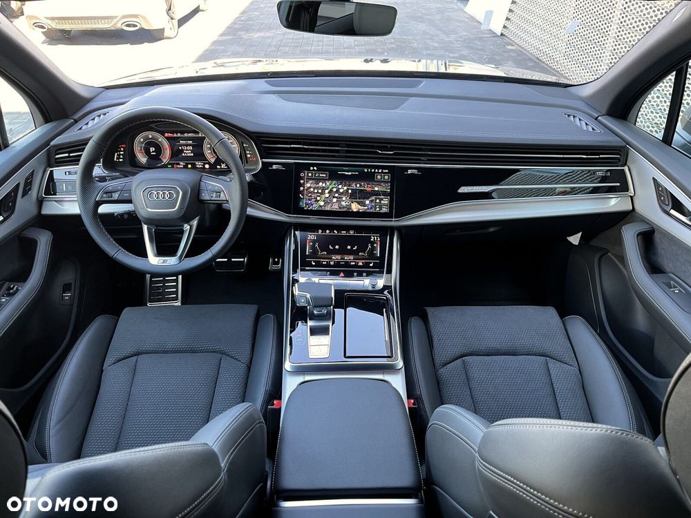 Audi Q7 - 10