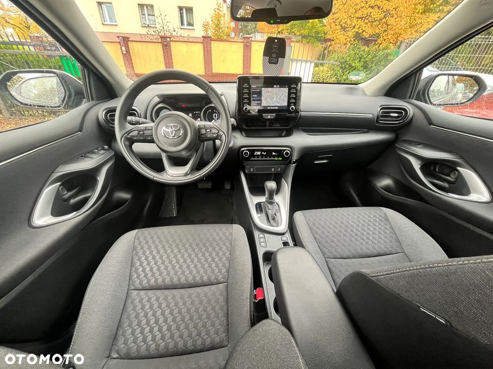 Toyota Yaris 1.5 VVT-iE Team Deutschland - 11