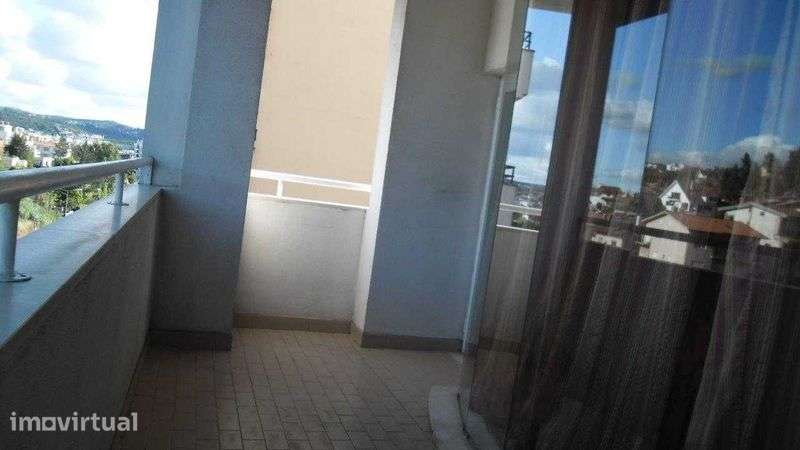 apartamento mobilado t2 na solum junto em Coimbra - - Grande imagem: 4/9