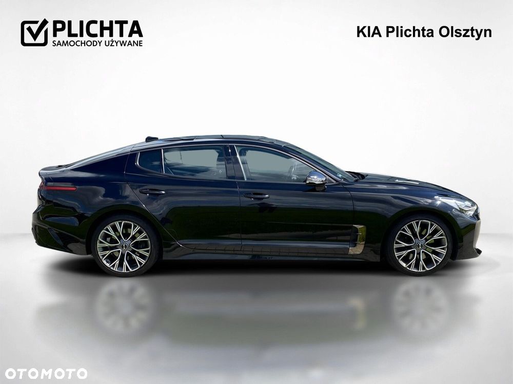 Kia Stinger - 7