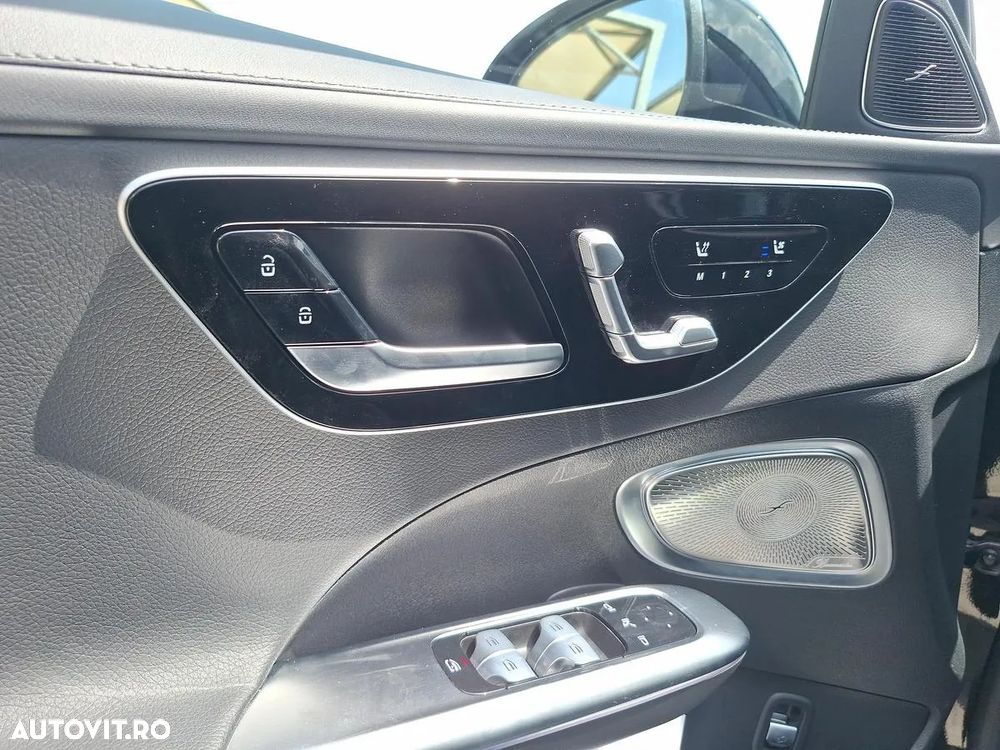 Mercedes-Benz C 300 MHEV 4MATIC - 16