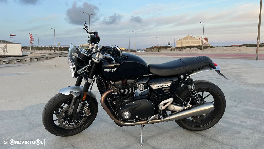Triumph Speed Twin 1200cc Bonneville (2nd Gen) - 21