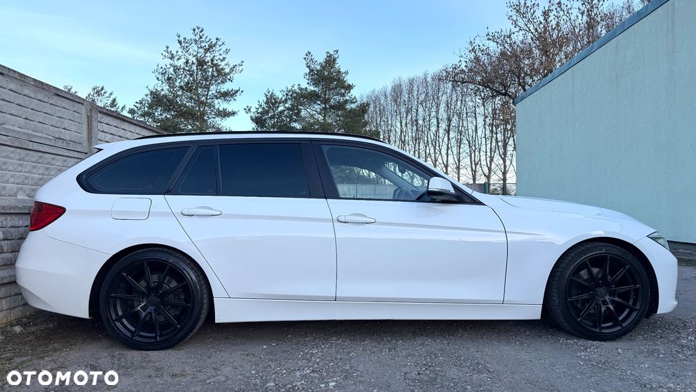 BMW Seria 3 - 33