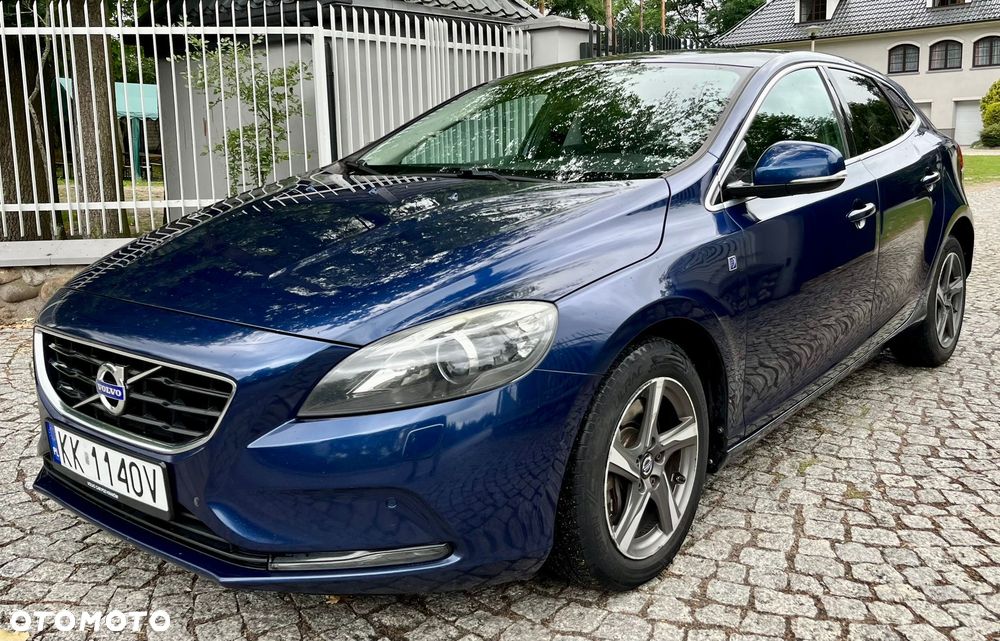 Volvo V40 D4 Drive-E Ocean Race - 1