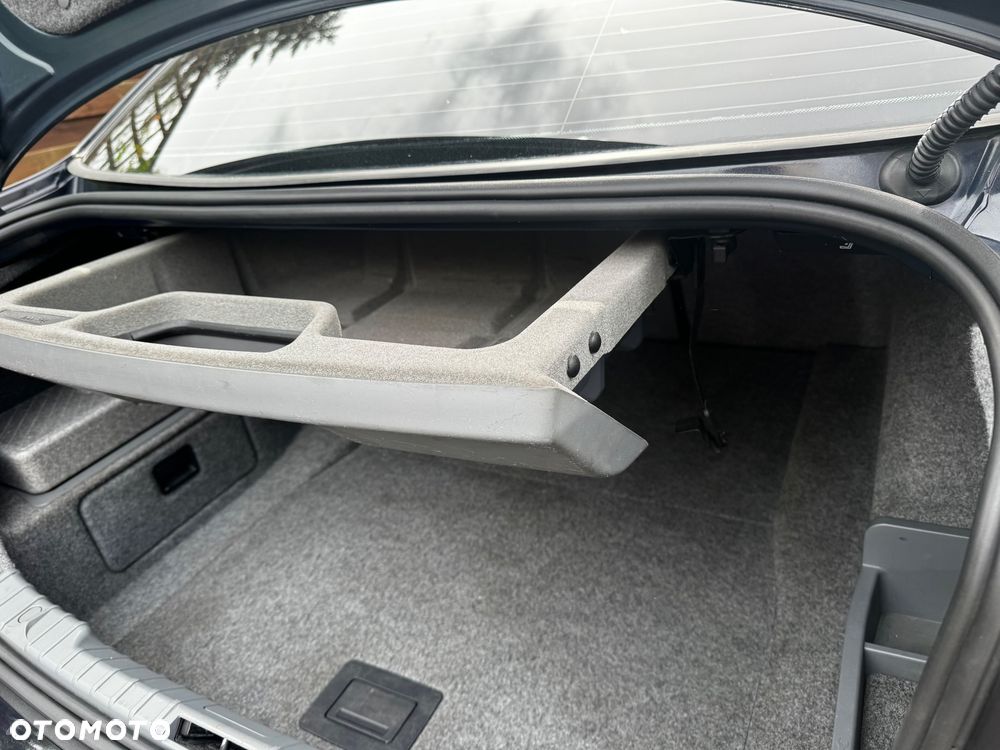 BMW Seria 3 320i - 19