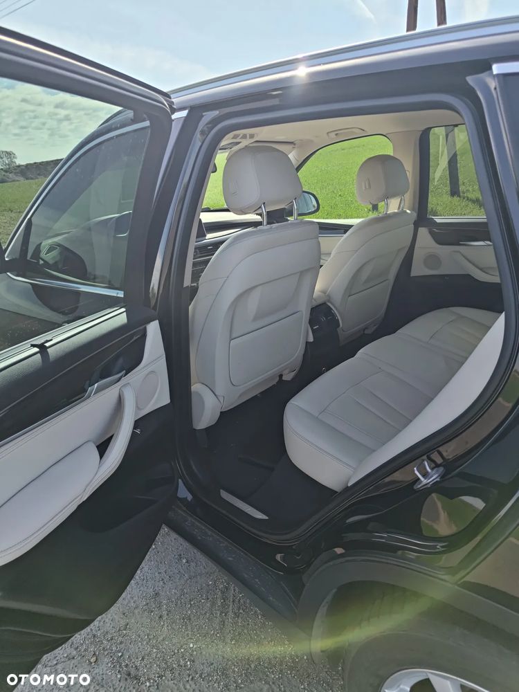 BMW X5 xDrive25d - 17