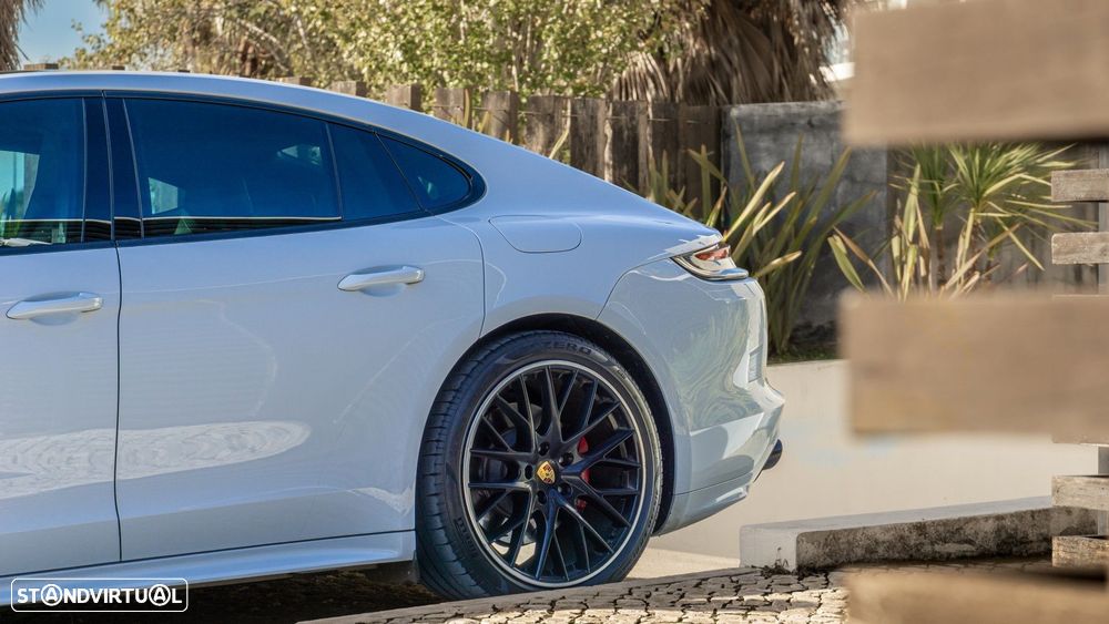 Porsche Panamera 4S E-Hybrid - 17