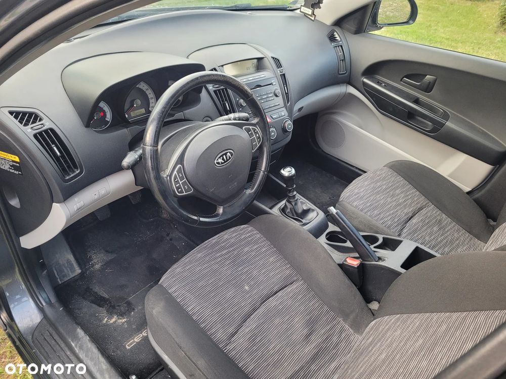 Kia Ceed 1.4 Comfort - 7