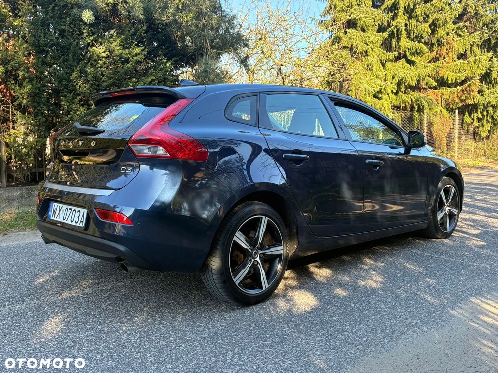 Volvo V40 D3 Kinetic - 7