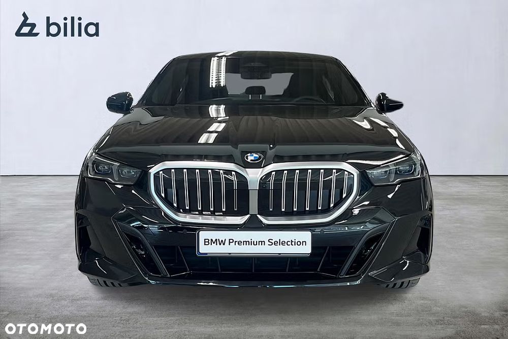 BMW Seria 5 520d xDrive mHEV M Sport - 2