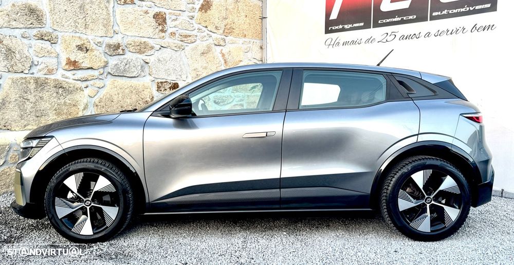 Renault Mégane E-Tech - 14
