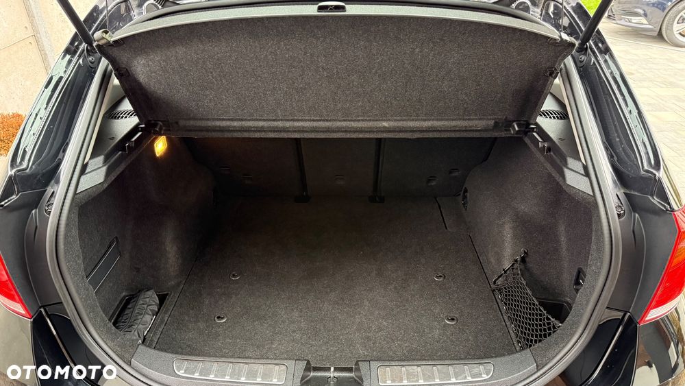 BMW X1 sDrive18d - 18