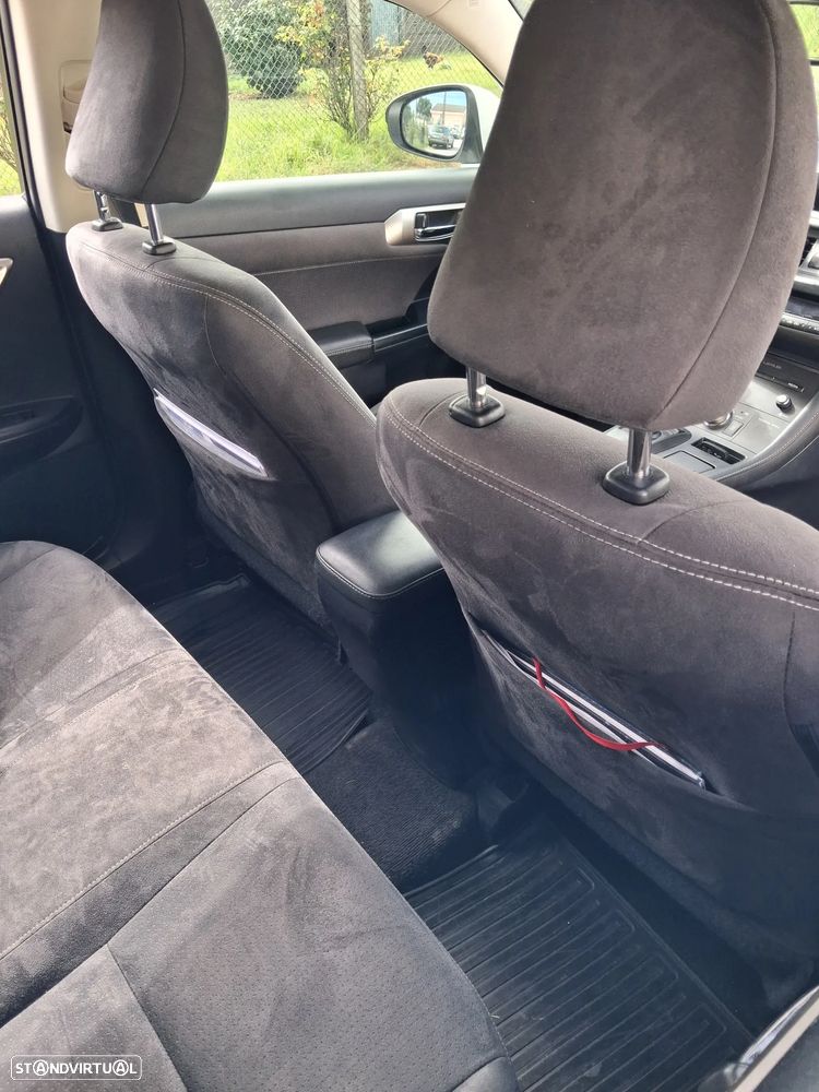 Lexus CT 200h F Sport - 12