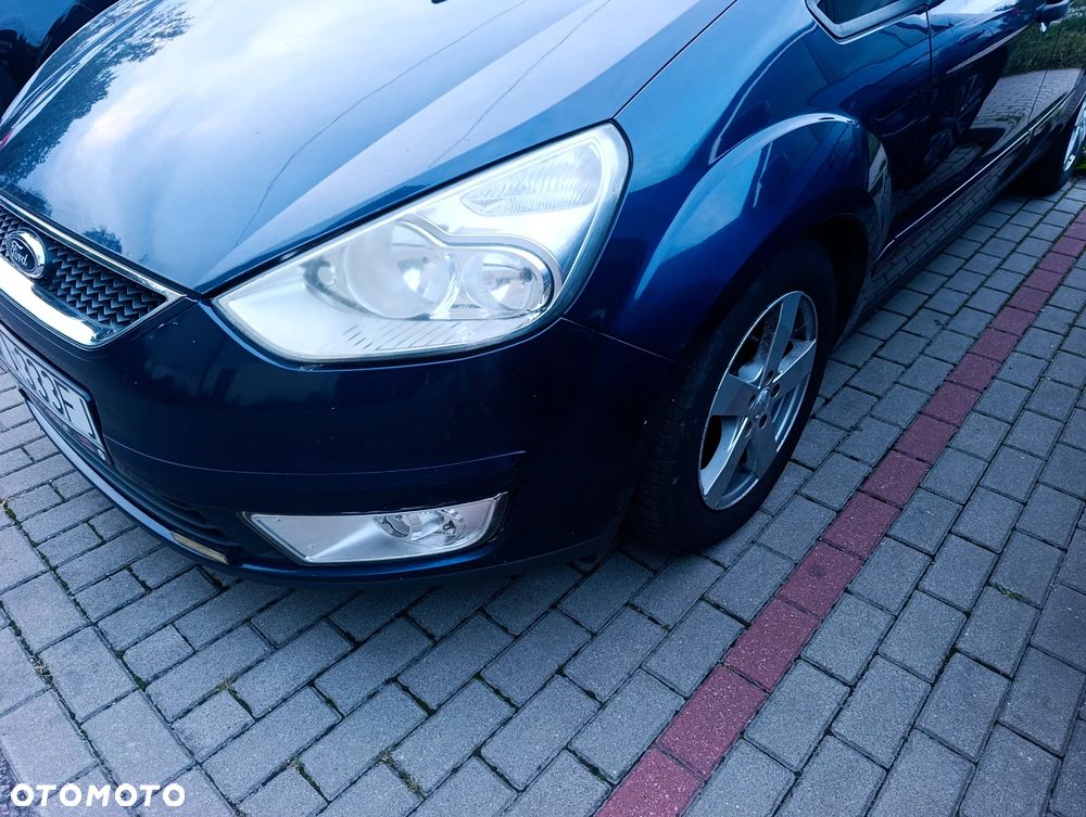 Ford Galaxy 1.8 TDCi Ambiente - 22