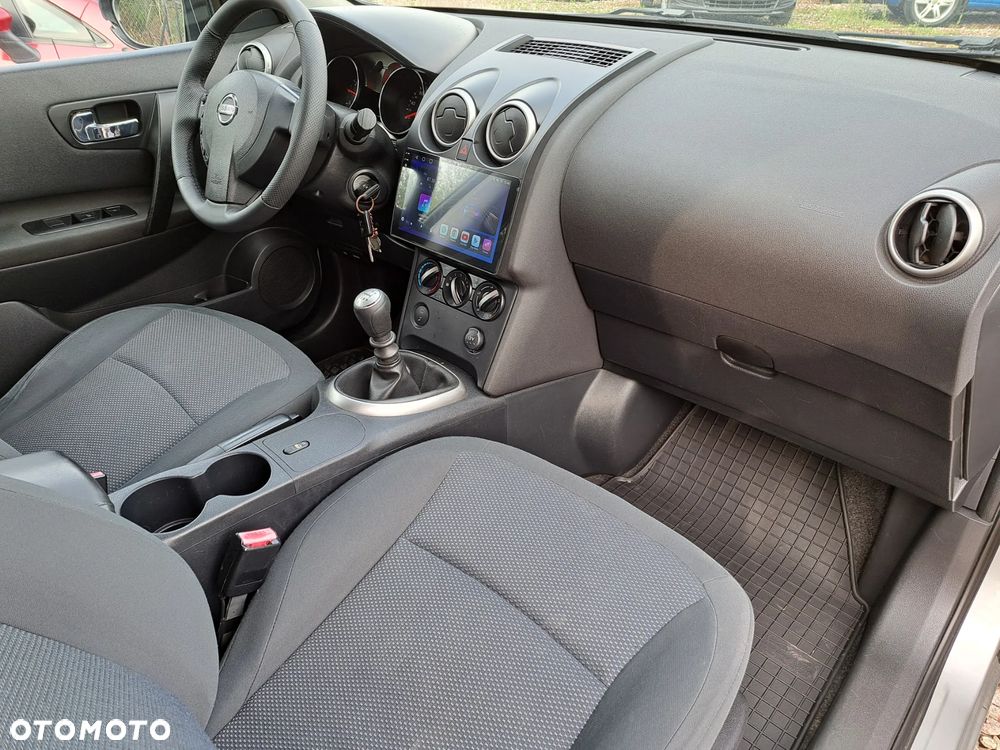 Nissan Qashqai+2 - 19