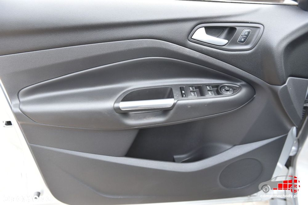 Ford Kuga - 15