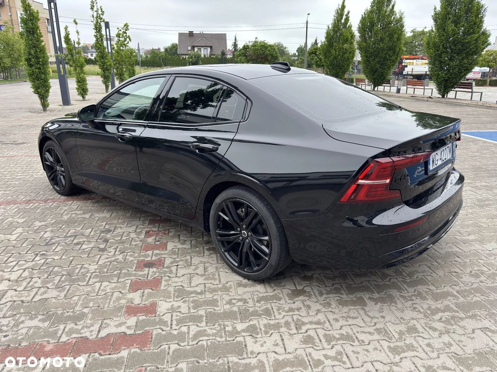 Volvo S60 B5 B Ultimate Dark - 6