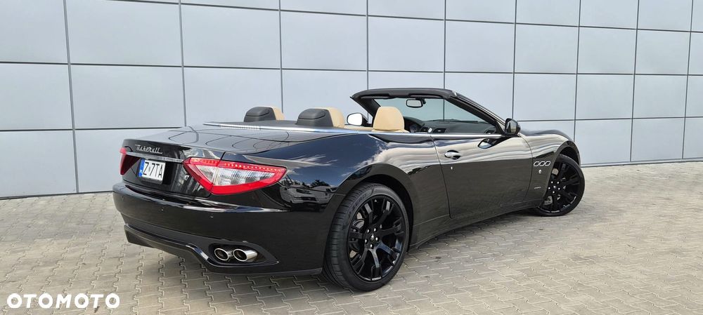 Maserati GranTurismo S Automatik - 14