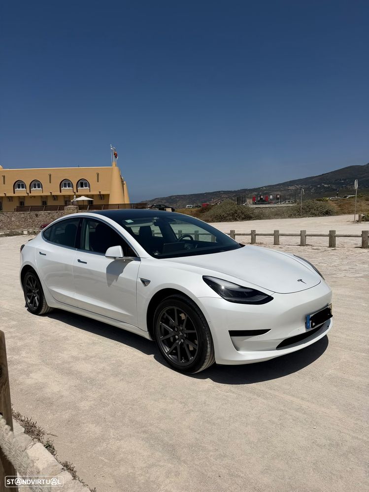 Tesla Model 3 - 2