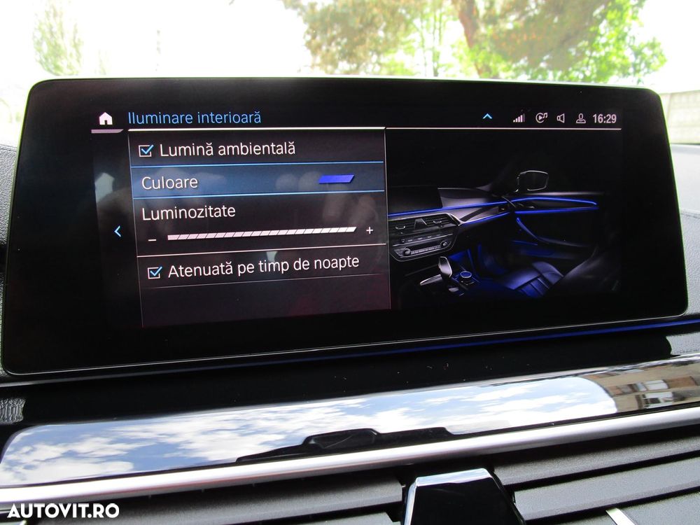 BMW Seria 5 530e xDrive AT PHEV - 32