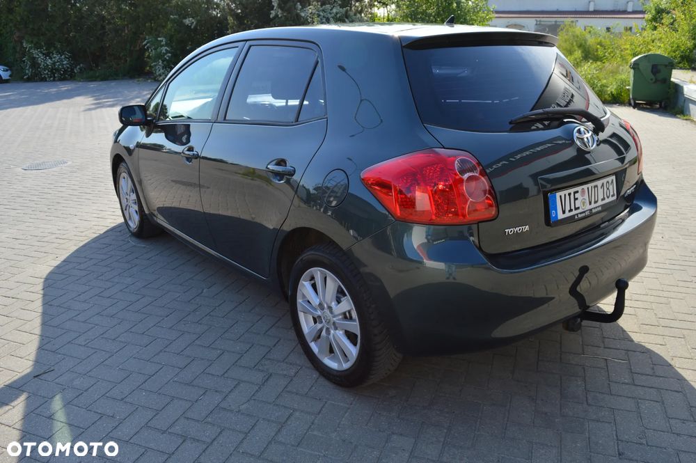 Toyota Auris 1.4 D-4D Premium - 6