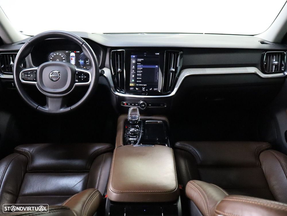 Volvo V60 2.0 T8 AWD TE Inscription - 9