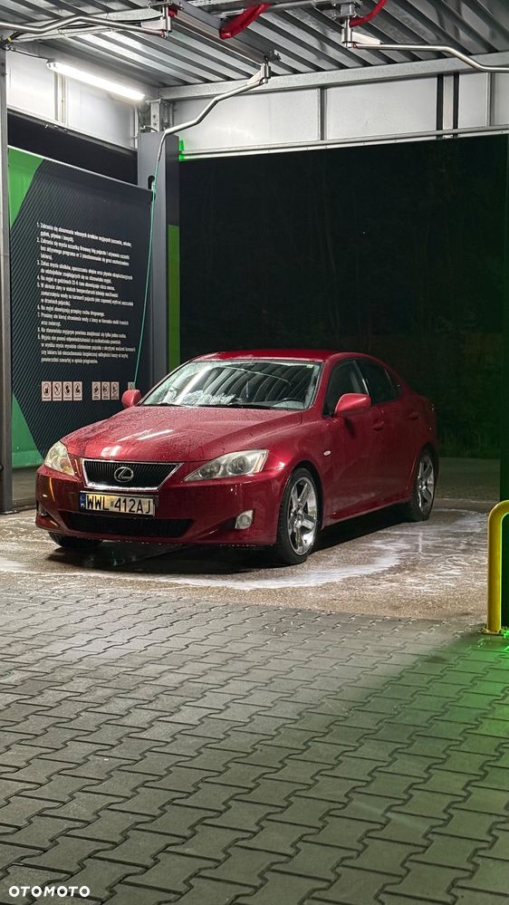Lexus IS 250 - 11