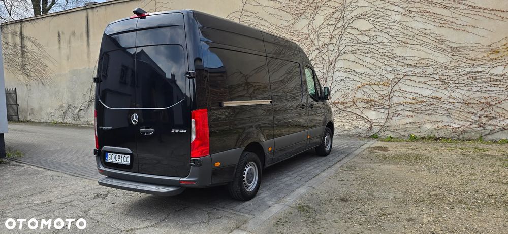 Mercedes-Benz Sprinter - 6