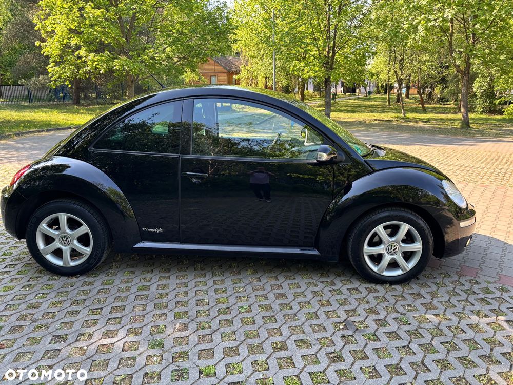 Volkswagen New Beetle 1.6 Freestyle - 6