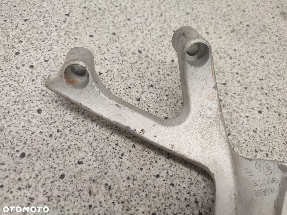 Set prawy tył, podnożek pasażera Aprilia RSV4 Tuono 1000 - 9