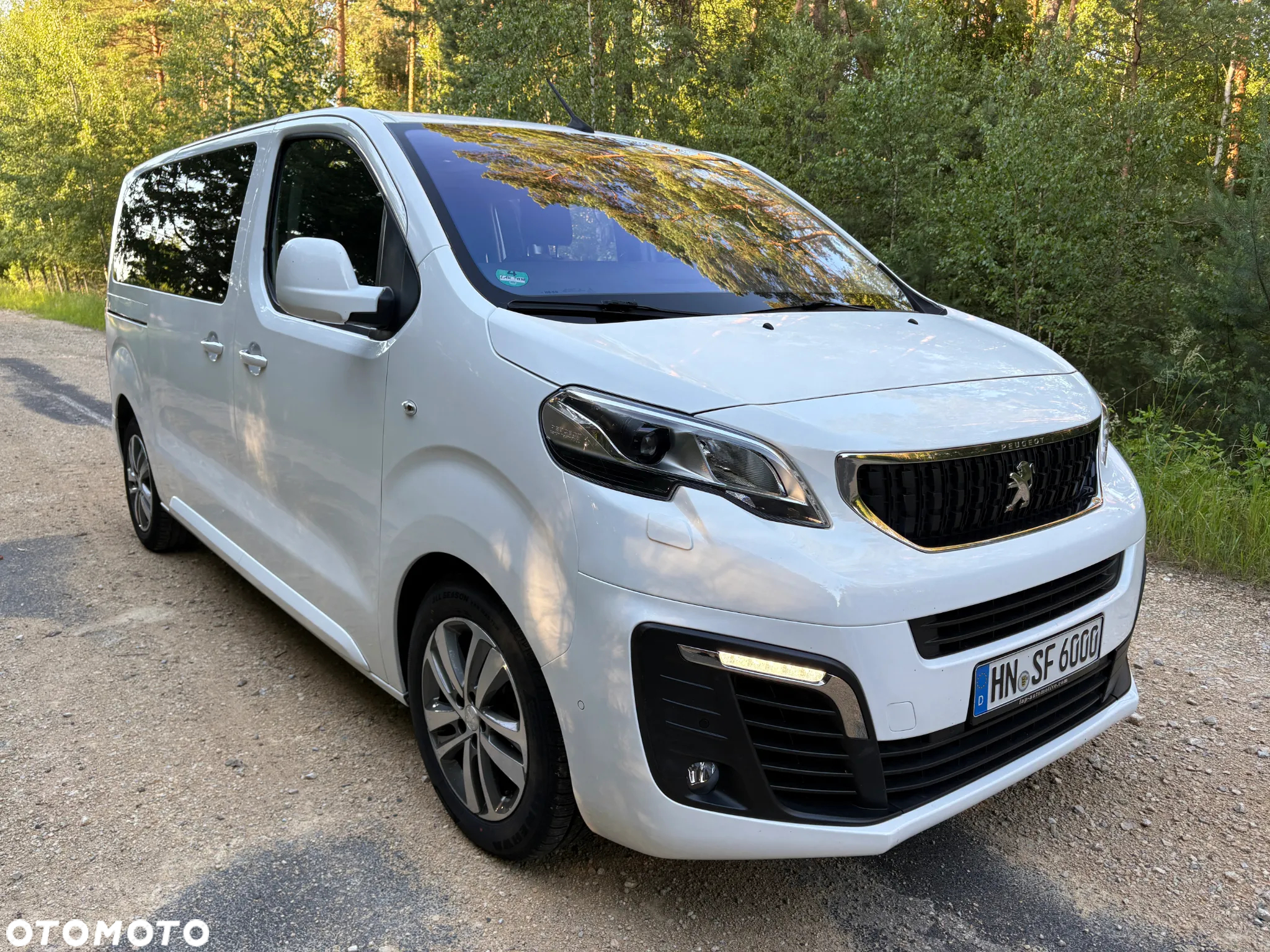 Peugeot Traveller L2 2.0 BlueHDi 180 S&S EAT8 Allure - 8