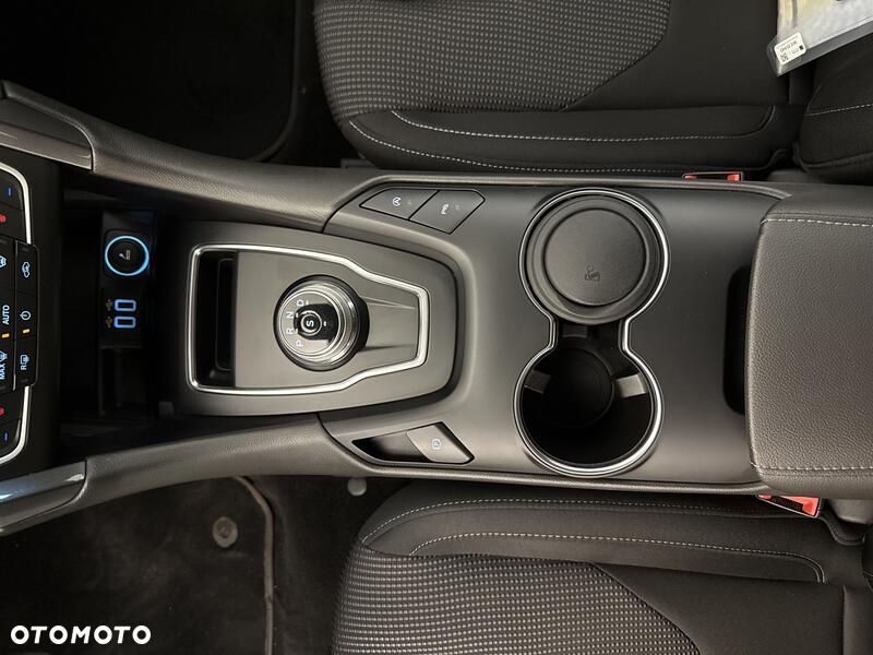 Ford Mondeo - 21
