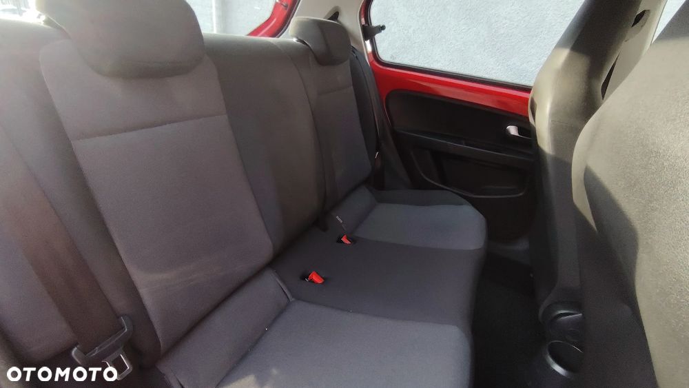 Volkswagen up! - 24